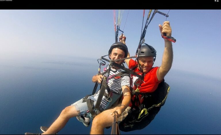 Pse mos të  mireni me paragliding?